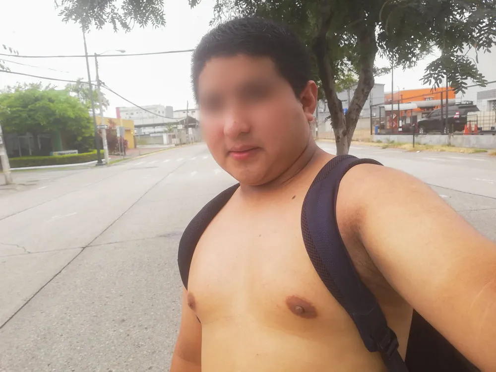 Yop sin Camiseta en las Calles 02 #3