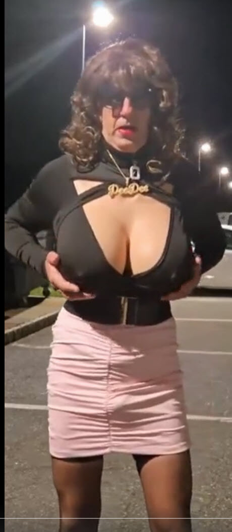 DeeDeeSlut69 - More Outfits Outside #28