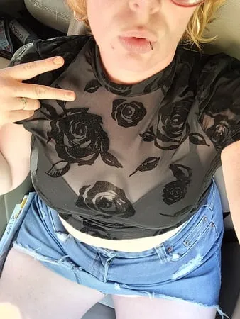 sexy bbw milf pawg going full sex show in car         