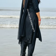 Hi can you see here my new picture