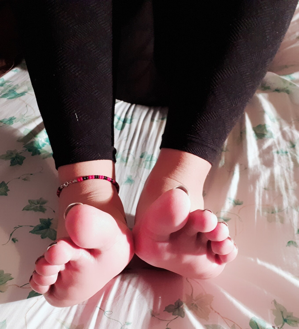 Alana Femboy Feet  #14