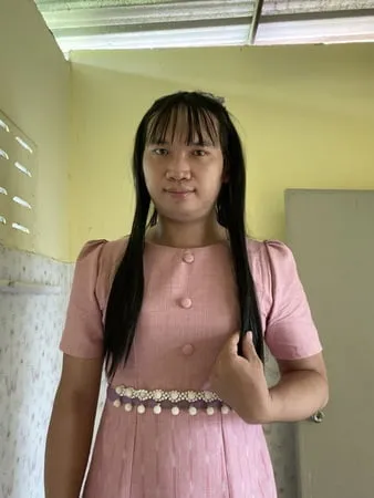 teacher thai ladyboy         