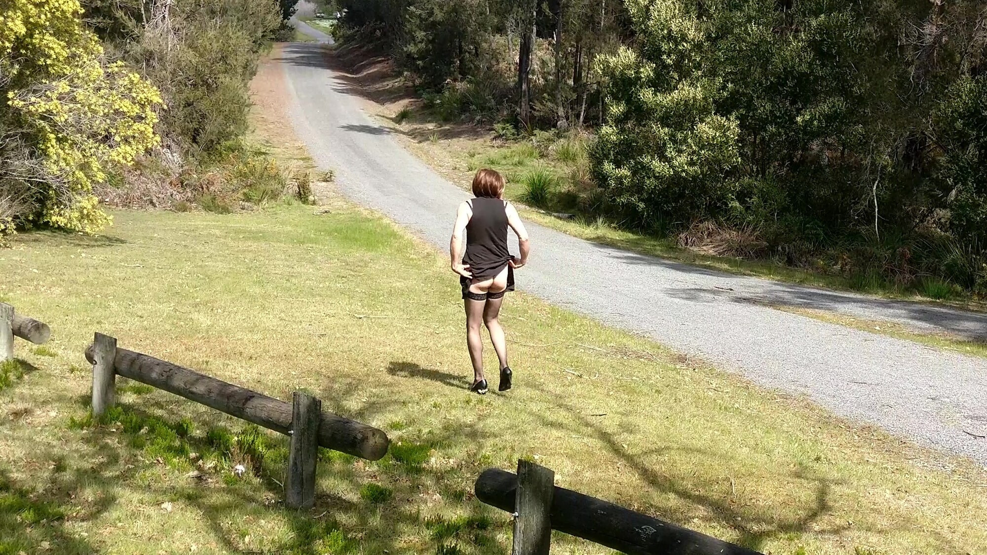 Crossdress Roadtrip - Roadside park stop #10