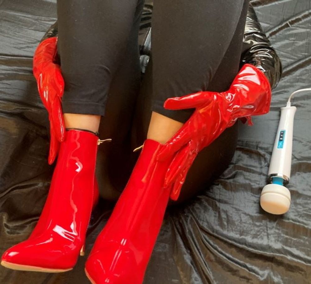 Red Ankle Boots, Black Leggings #9