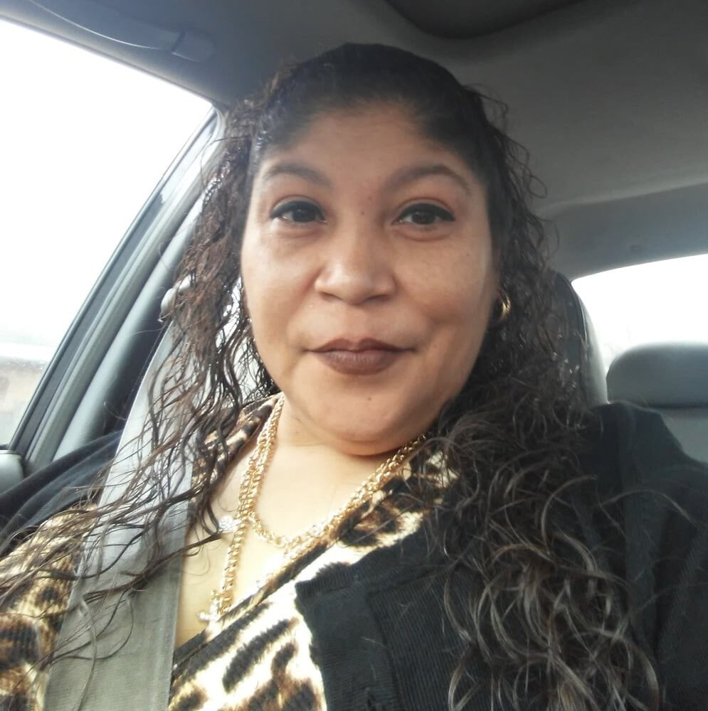 Cynthia Martinez hits the town #12
