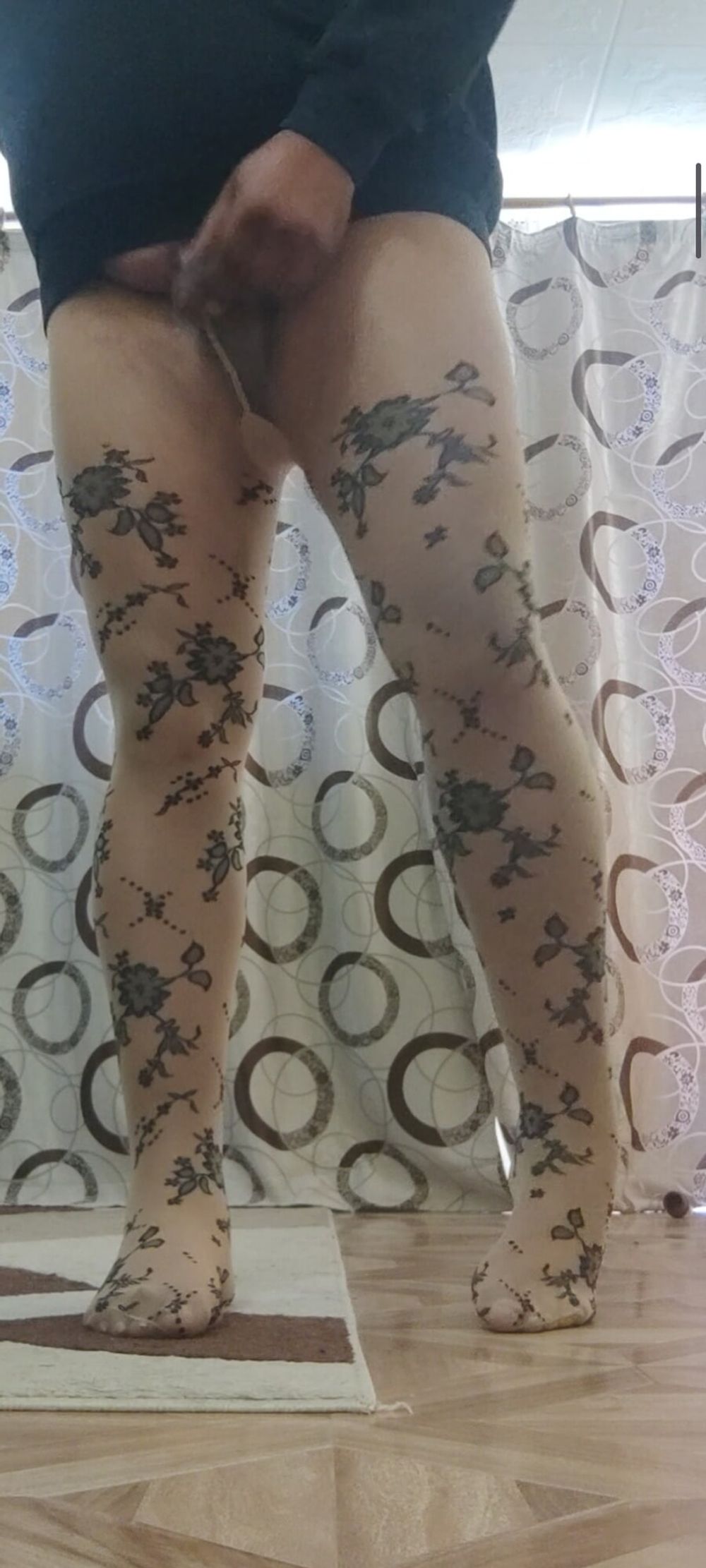 Patterned pantyhose cock masturbation #28