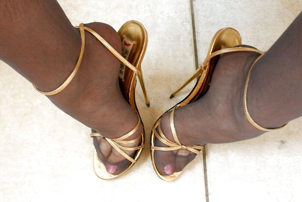 golden stilettos #13