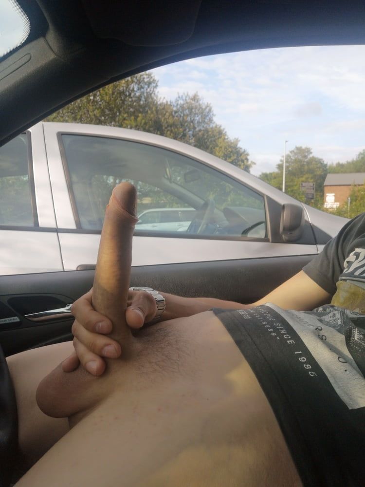 Showing of Cock jerking and Sucking in Carpark
