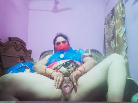 セクシーなgunjan bhabhiピンクの猫