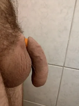 Cock banding 2 bands for 21 minutes