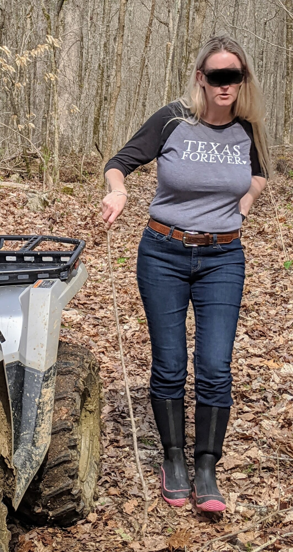 Clothed Mudcricket #17