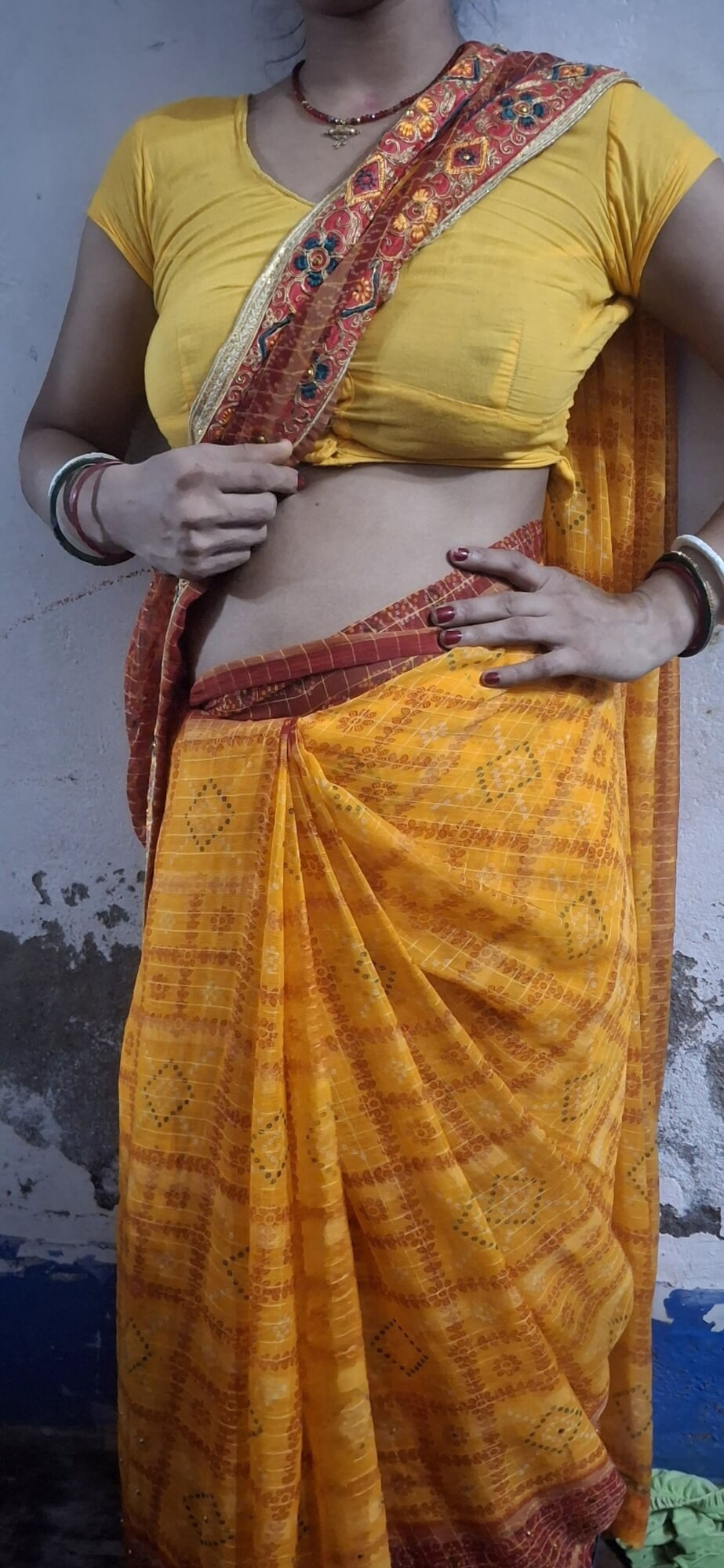 Yellow Hot new Photos #3