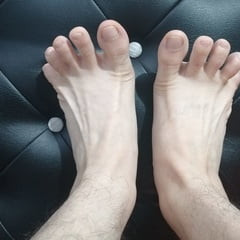 big feet dirty
