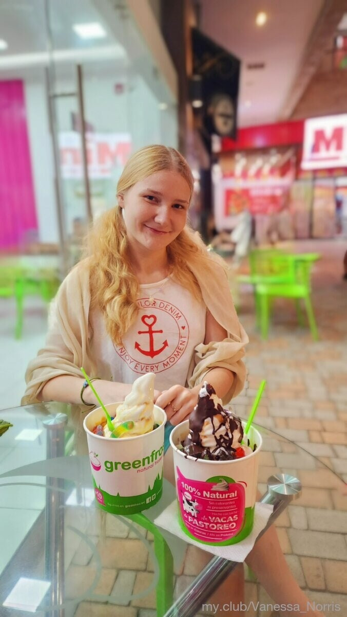 Vanessa_Norris Free Photos #7