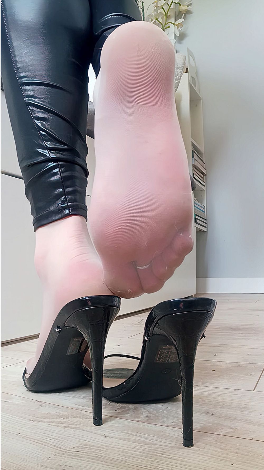 High Heels &amp; Latex Leggings #39