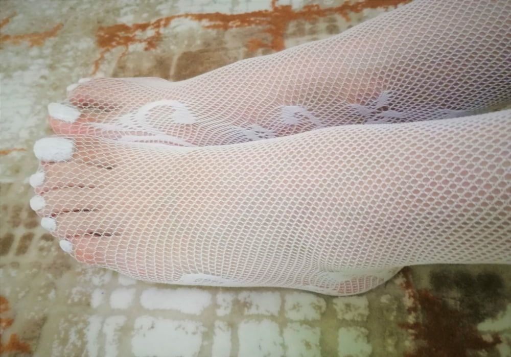 White Fishnets & My feet #26