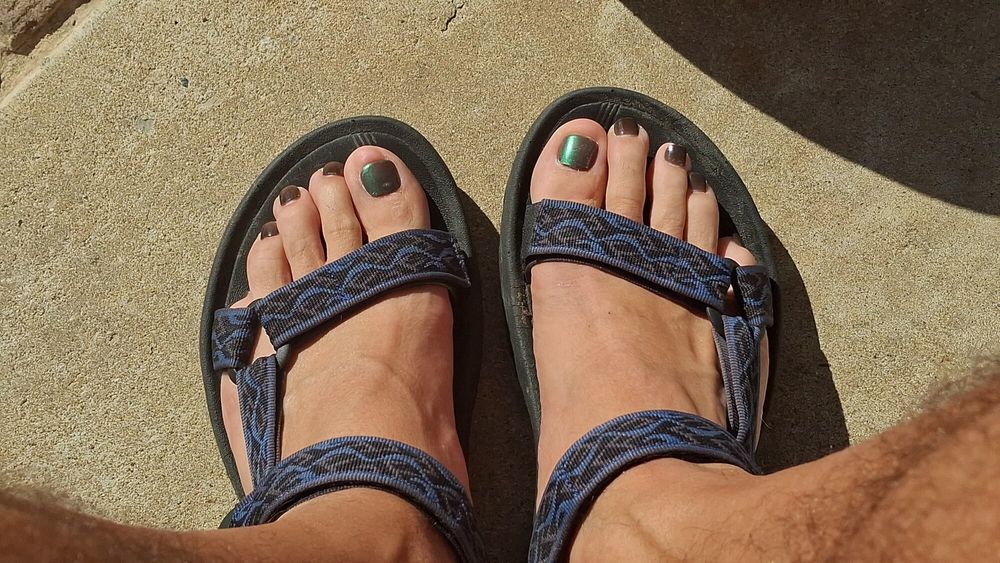 My feet and Pedicured toes #24