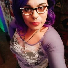 SIMMY VIOLET