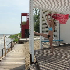 On the Kuchugury beach