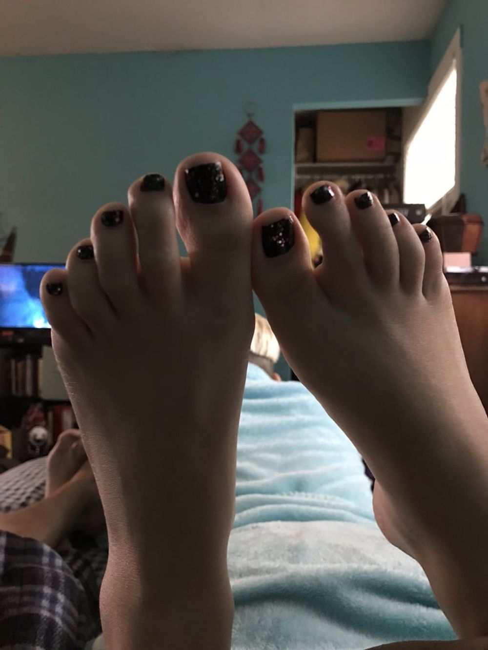 Cum Covered Latina Toes #13