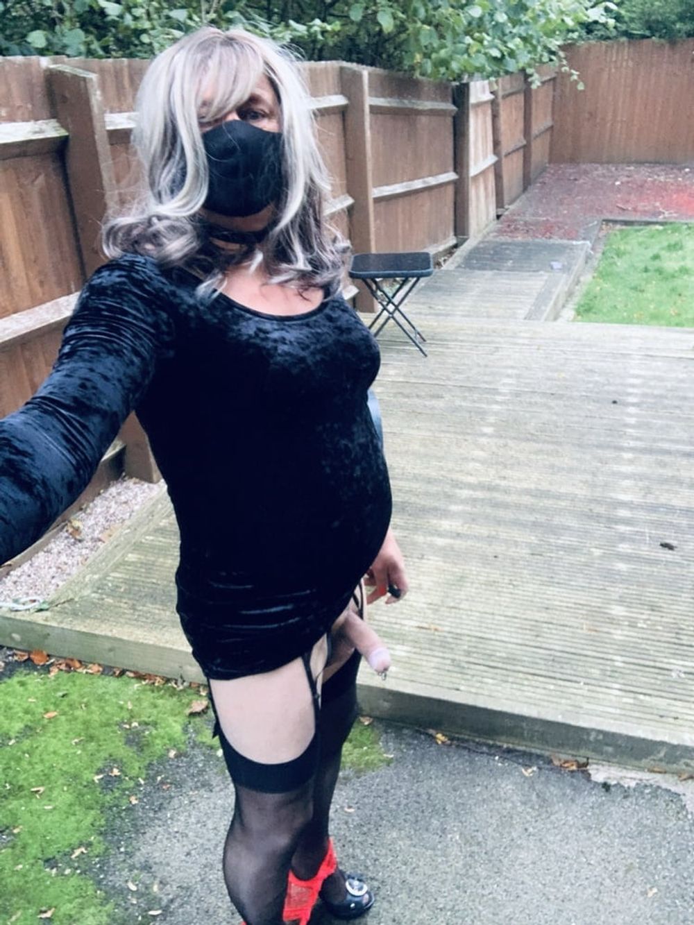 Amateur crossdresser Kelly cd in black velvet dress  #19