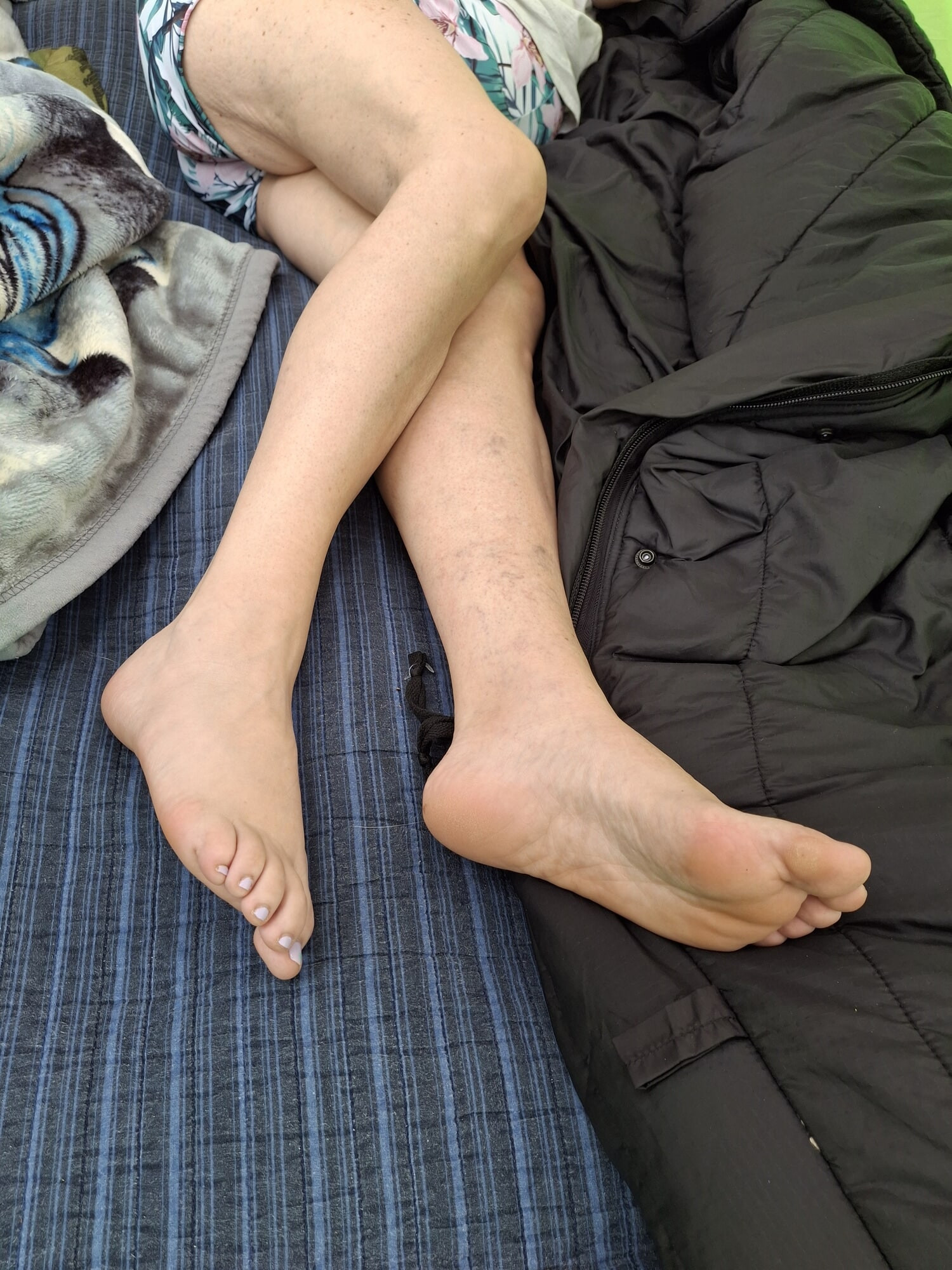 Sneak shots of her relaxing in the tent #7