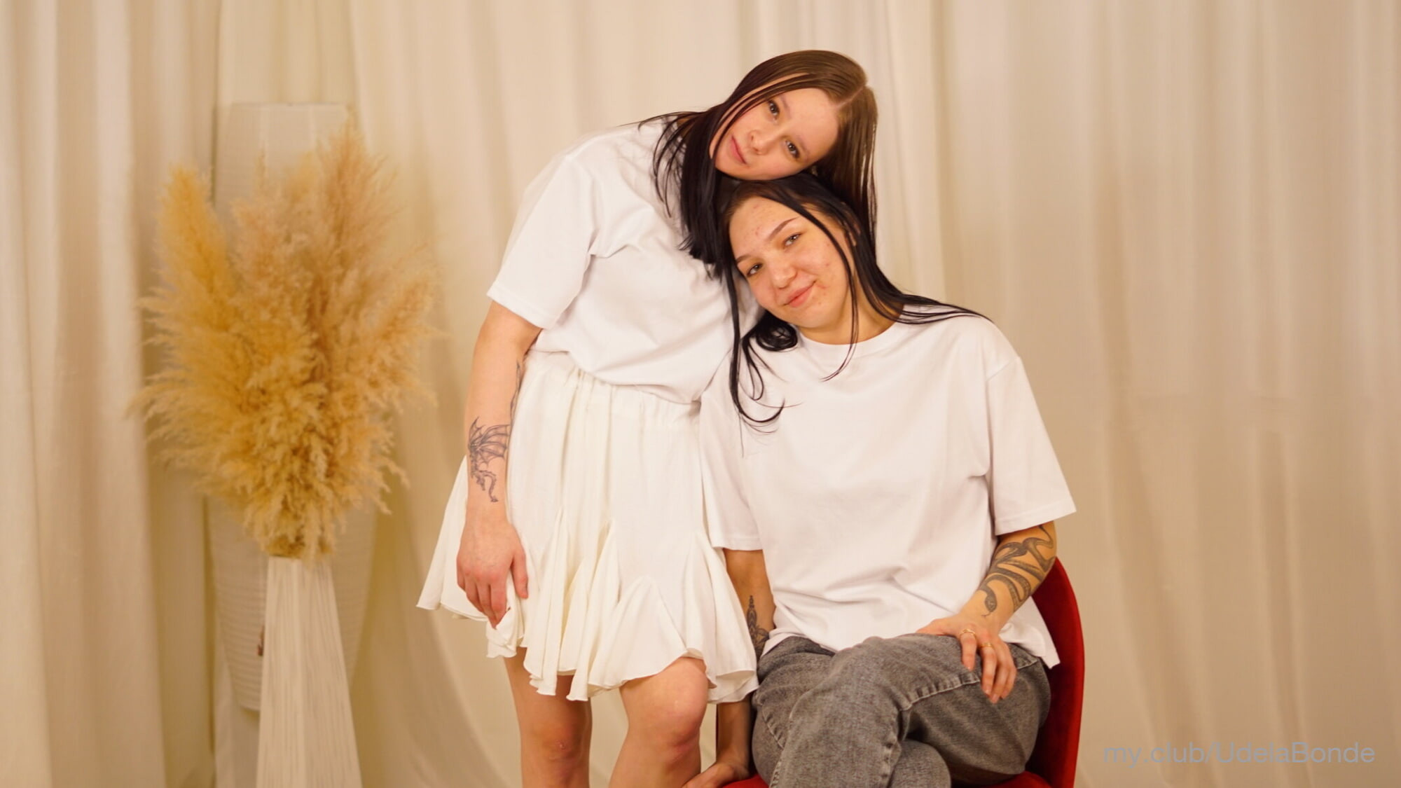 Free Emma and Lana  Photos #33