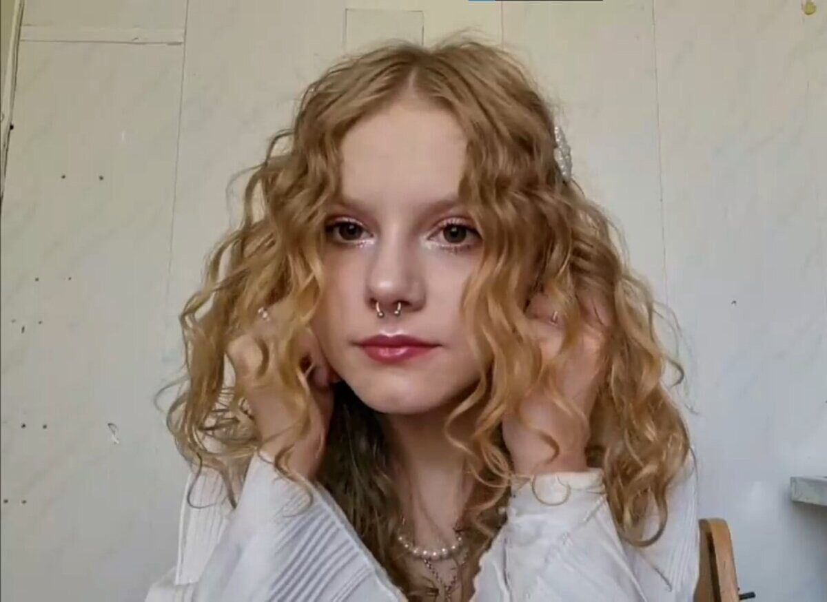 Kira Free Photos #46