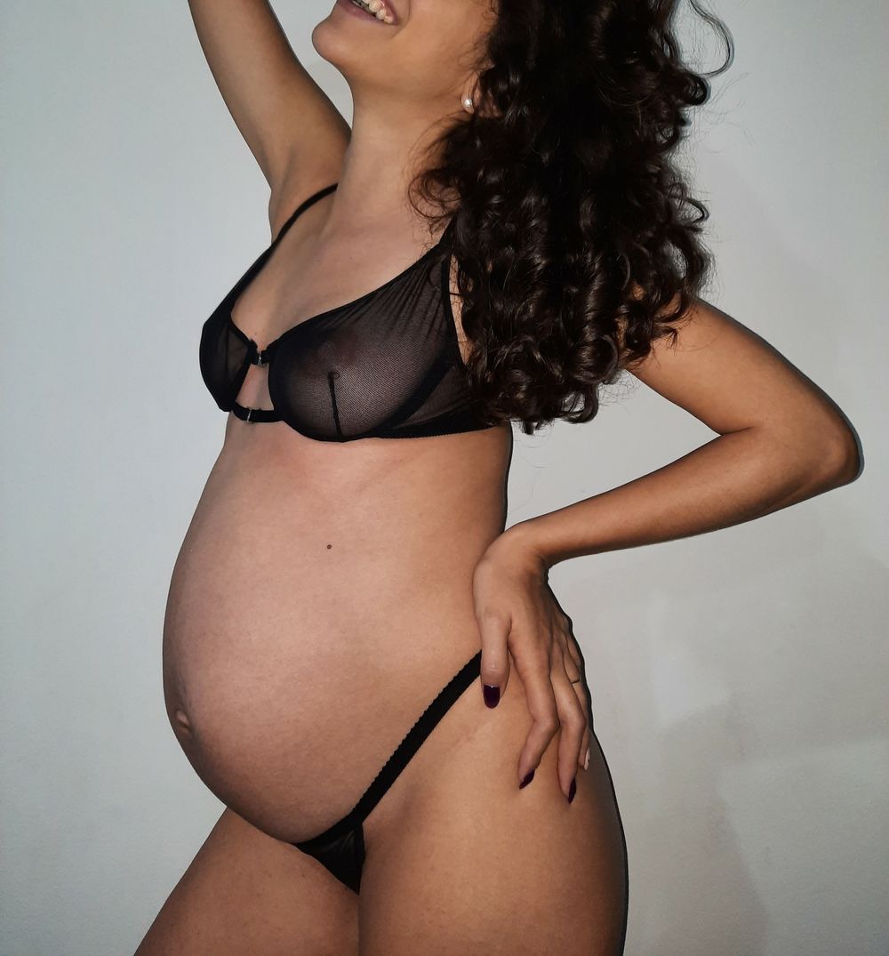 MILF Pregnant #7