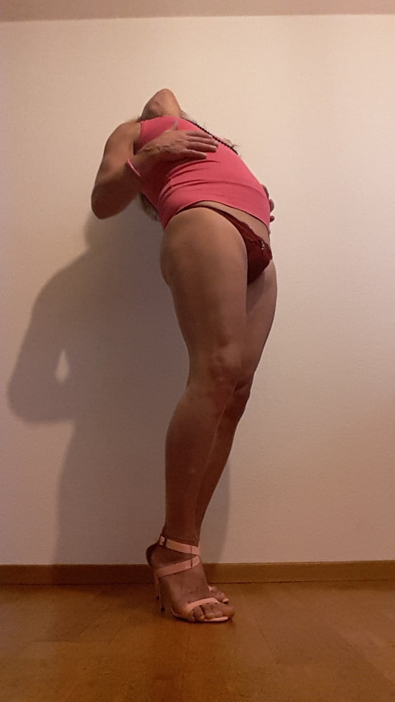 Tygra in her pink new top. #25