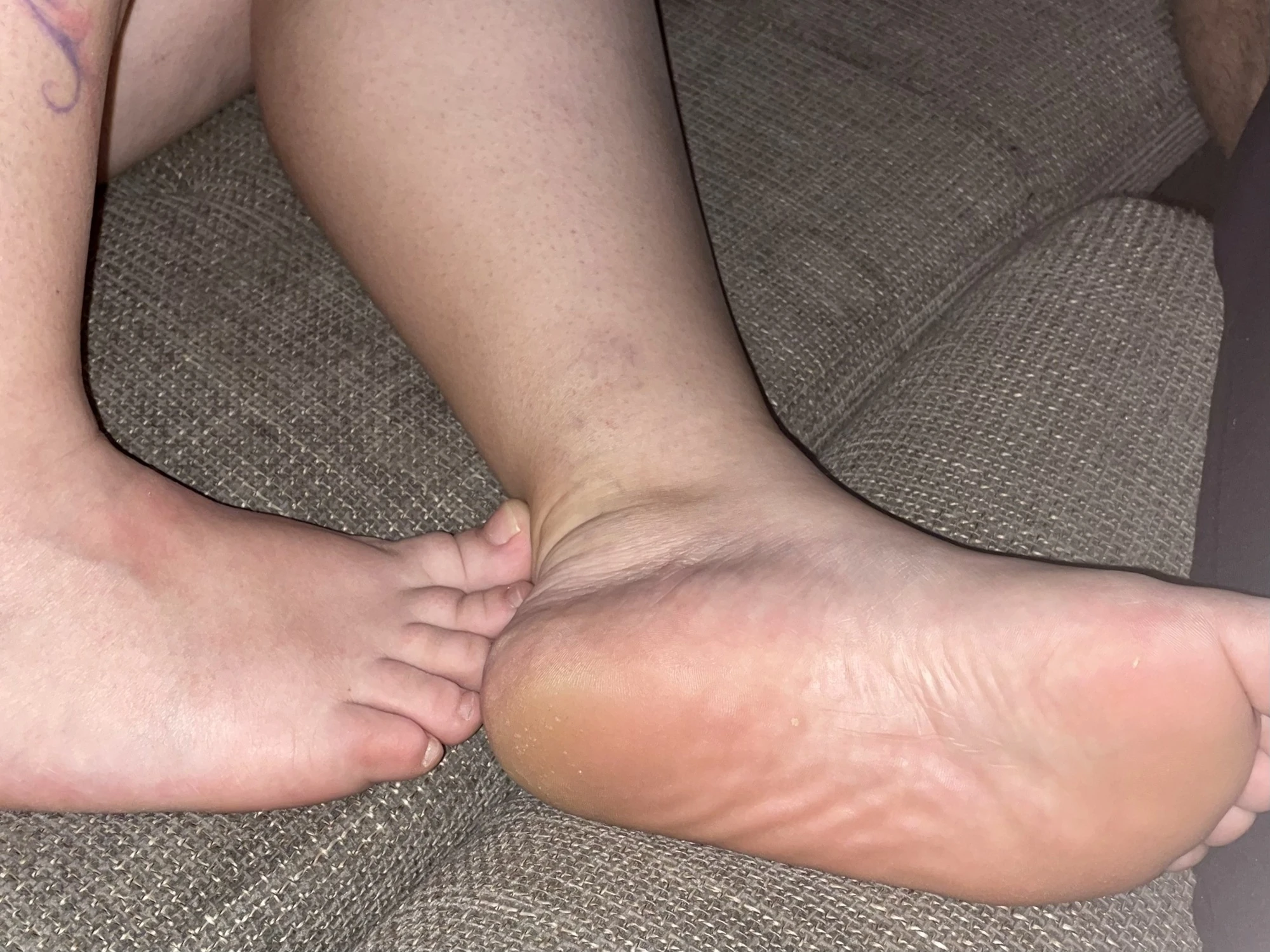 Amateur footfetish 