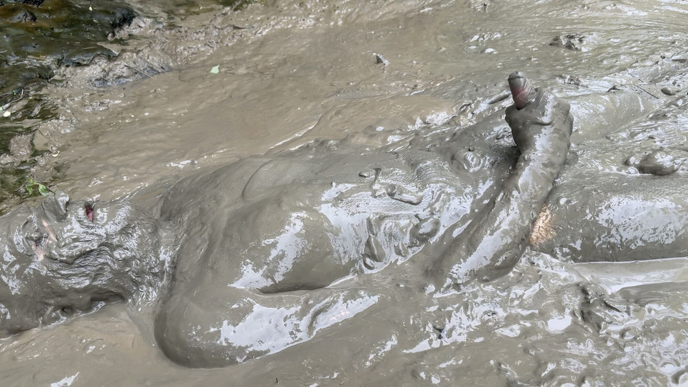 SHOT : MUD BONDAGE #20