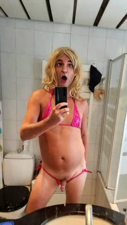 dutch sissy crossdresser tgirl barbie famkejames         