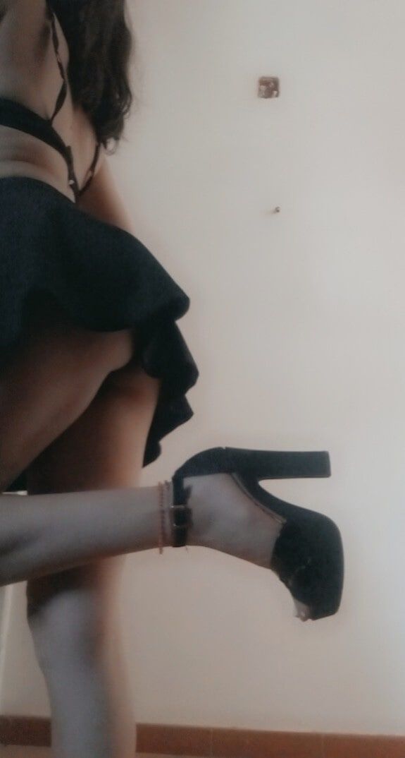 Sexy high heels and feet 💖 #48