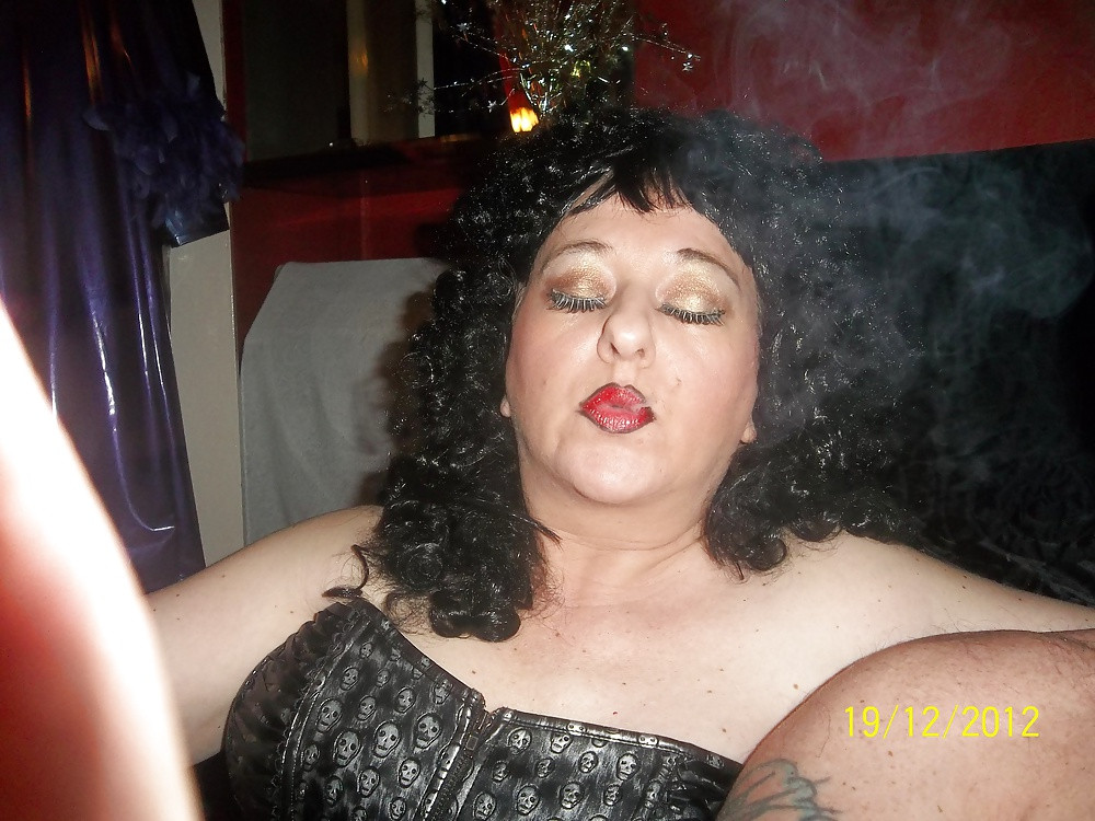 SHIRLEY SMOKING,SPUNK,SEX #43