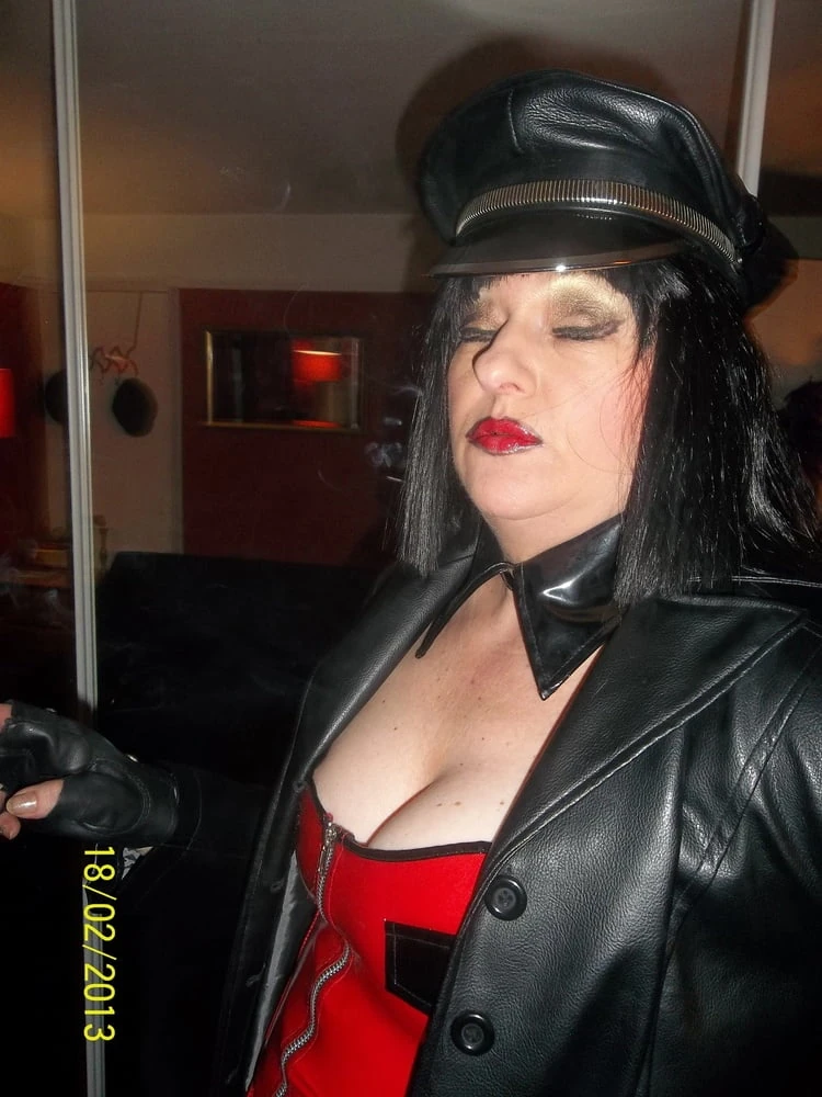MISTRESS TIME  #4