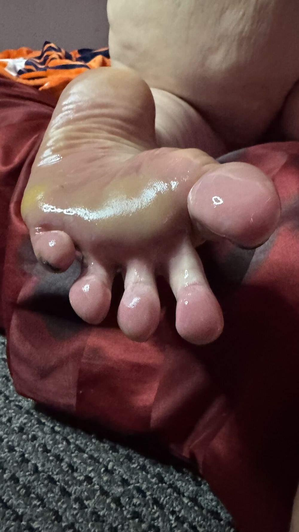 Oiled up ass, pussy and feet. #13