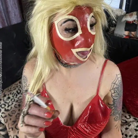 shirley slut behind the mask         