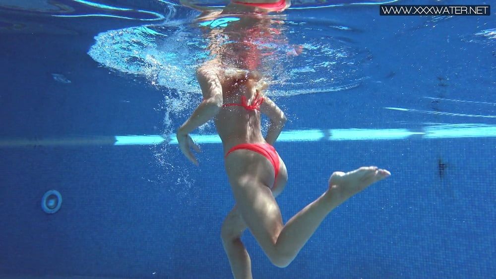  Mary Kalisy Pt.1 Underwater Swimming Pool Erotics #32