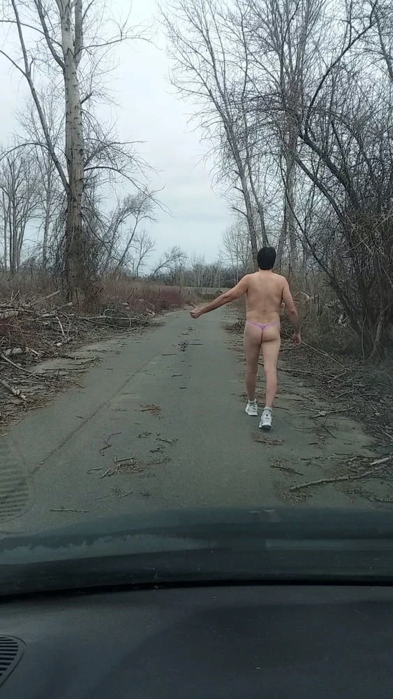 Hitchhikeing 