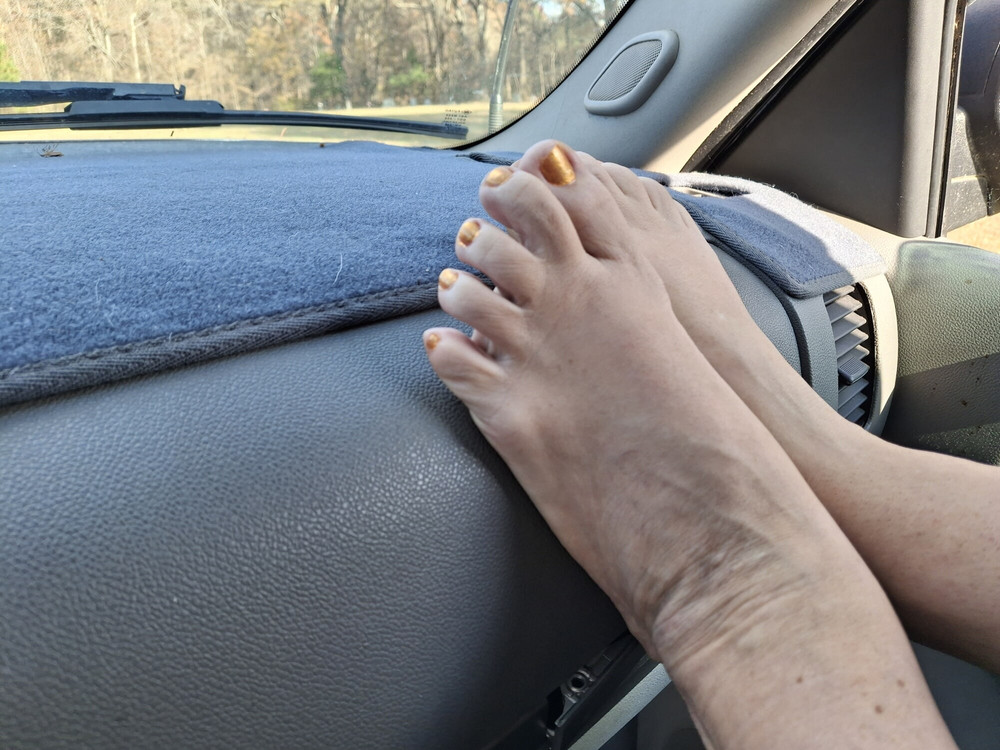 Showing off our painted toes #6