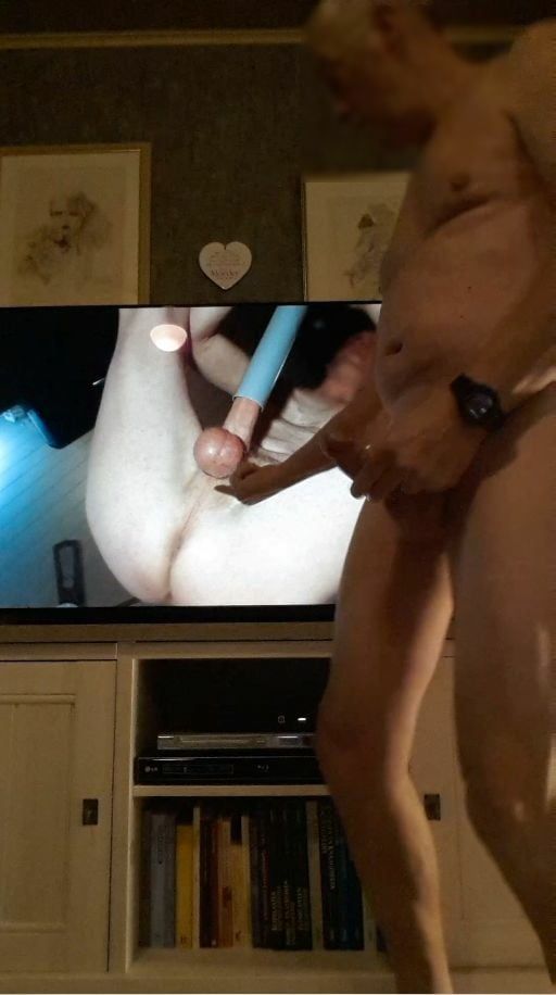 exhibitionist webcam sexshow cumshot tribute to my self #28