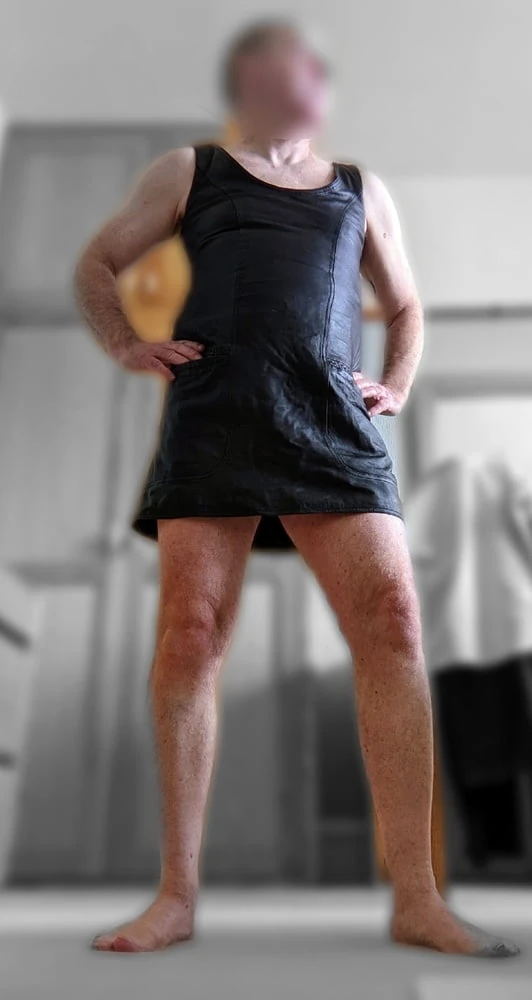 Leather skirt 