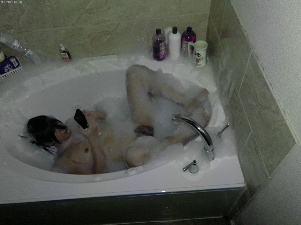 Kirito Bath Tub Photoshoot and Bath  #41