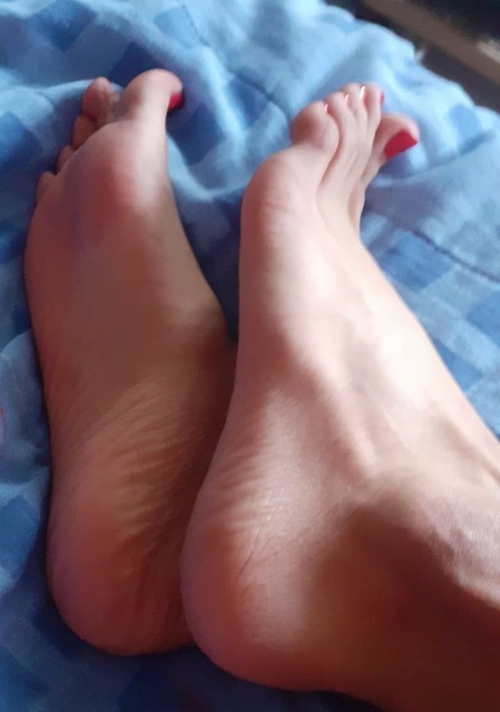 Sissy feet  #3