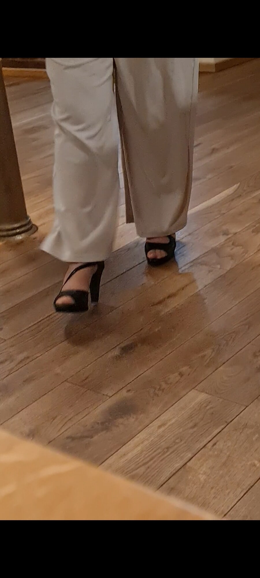 Ich in Heels meiner Frau outdoor unterwegs, nachdem ich  #11