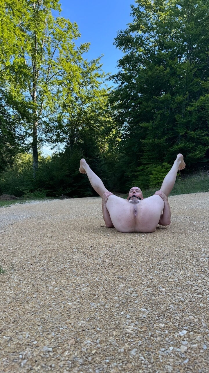 Christoph Straubinger  naked in dust - pathetic dog #38