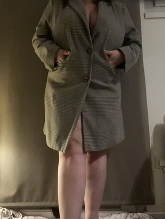 Günah için giyinmiş, akşam yemeği için değil