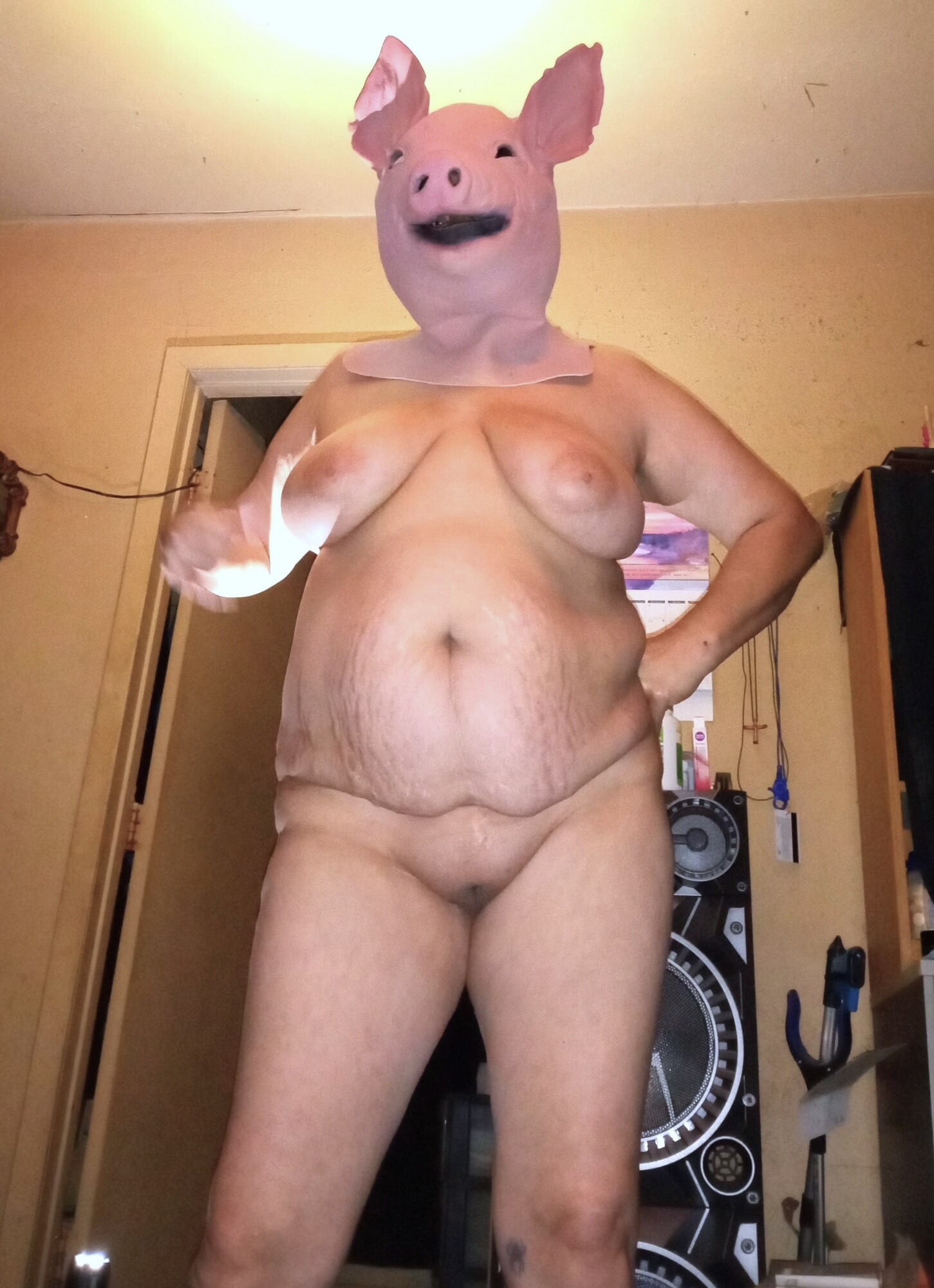 Cynthia Martinez is a pig 