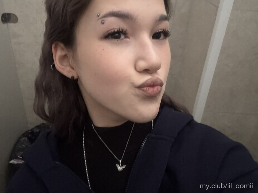 lil_domii Free Photos #7